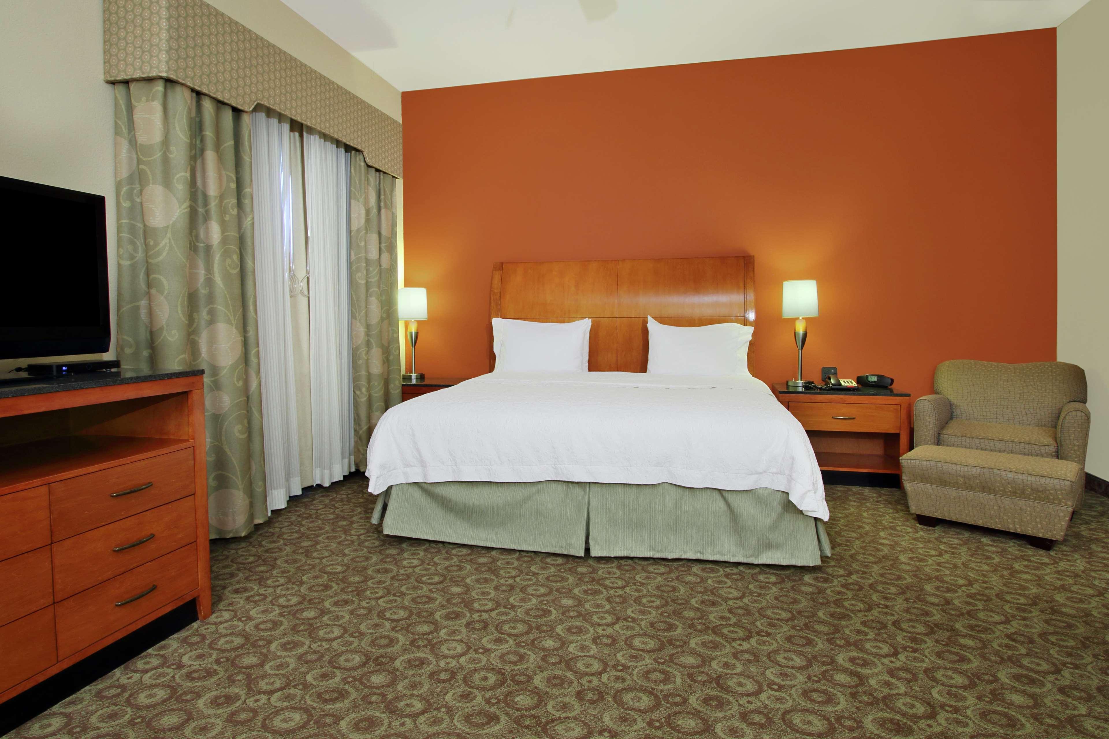 Hotel Hampton & 3*