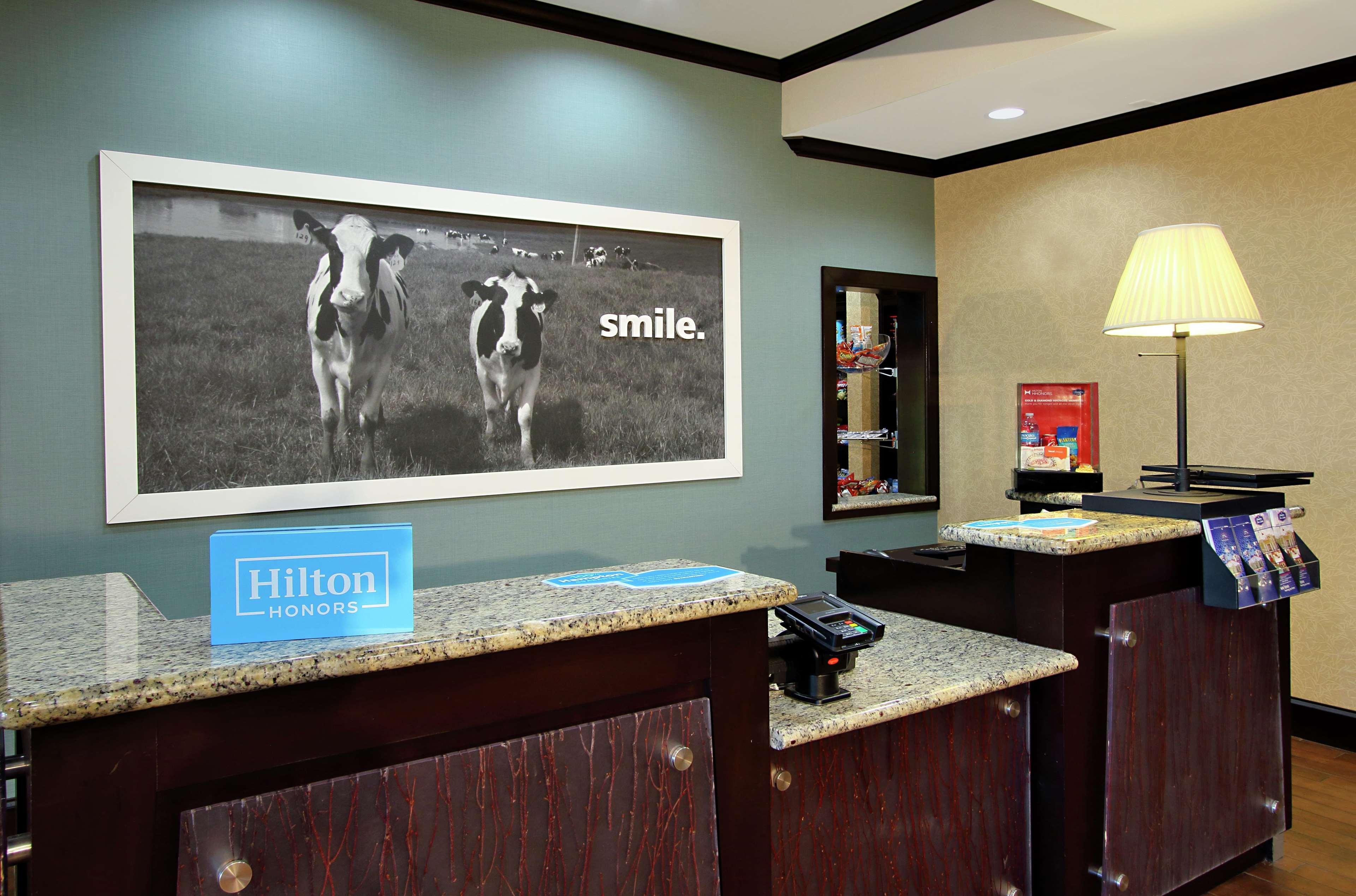 Hampton & Hotel Buffalo